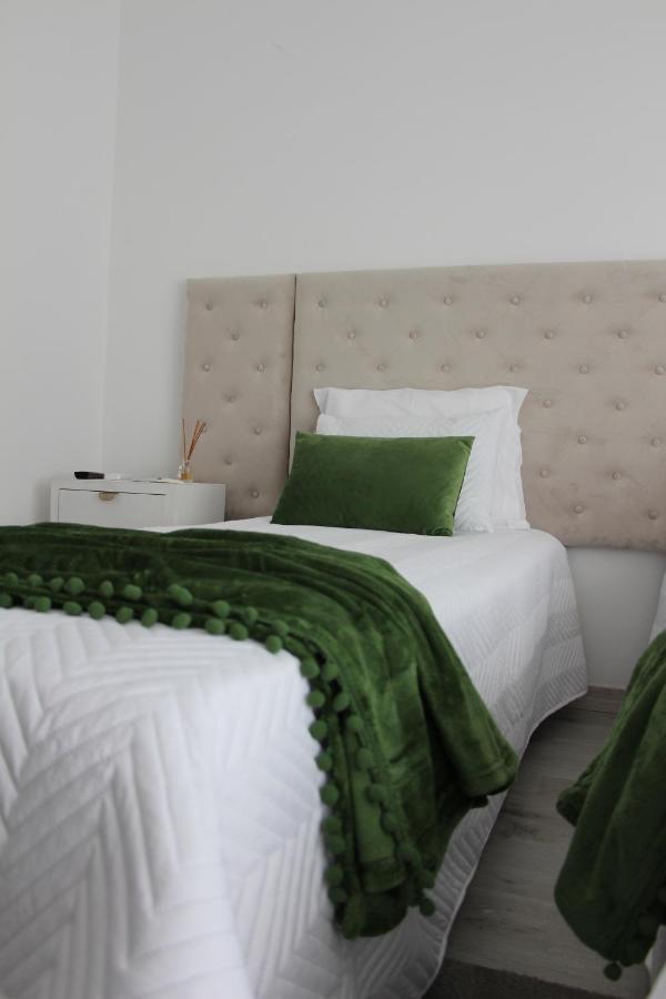 Aroucehostel Lousa  Ngoại thất bức ảnh